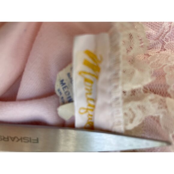 Vintage Monque Pink Nightgown With Lace Ruffle Neckline & Bow Detail Medium - Picture 5 of 9